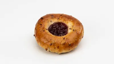Cereální koláček s tvarohovojahodovou náplní